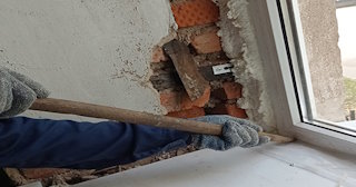 Демонтаж оконных откосов по выгодной цене от 528 руб. в Южно-Сахалинске - Сварной-Южн