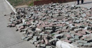 Демонтаж тротуарной плитки Южно-Сахалинск, цена от 3008 руб.