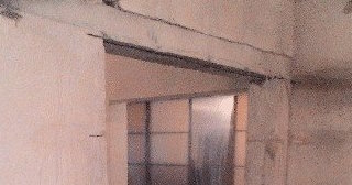 Демонтаж проема в кирпичной стене в Южно-Сахалинске | Цена от 1583 рублей